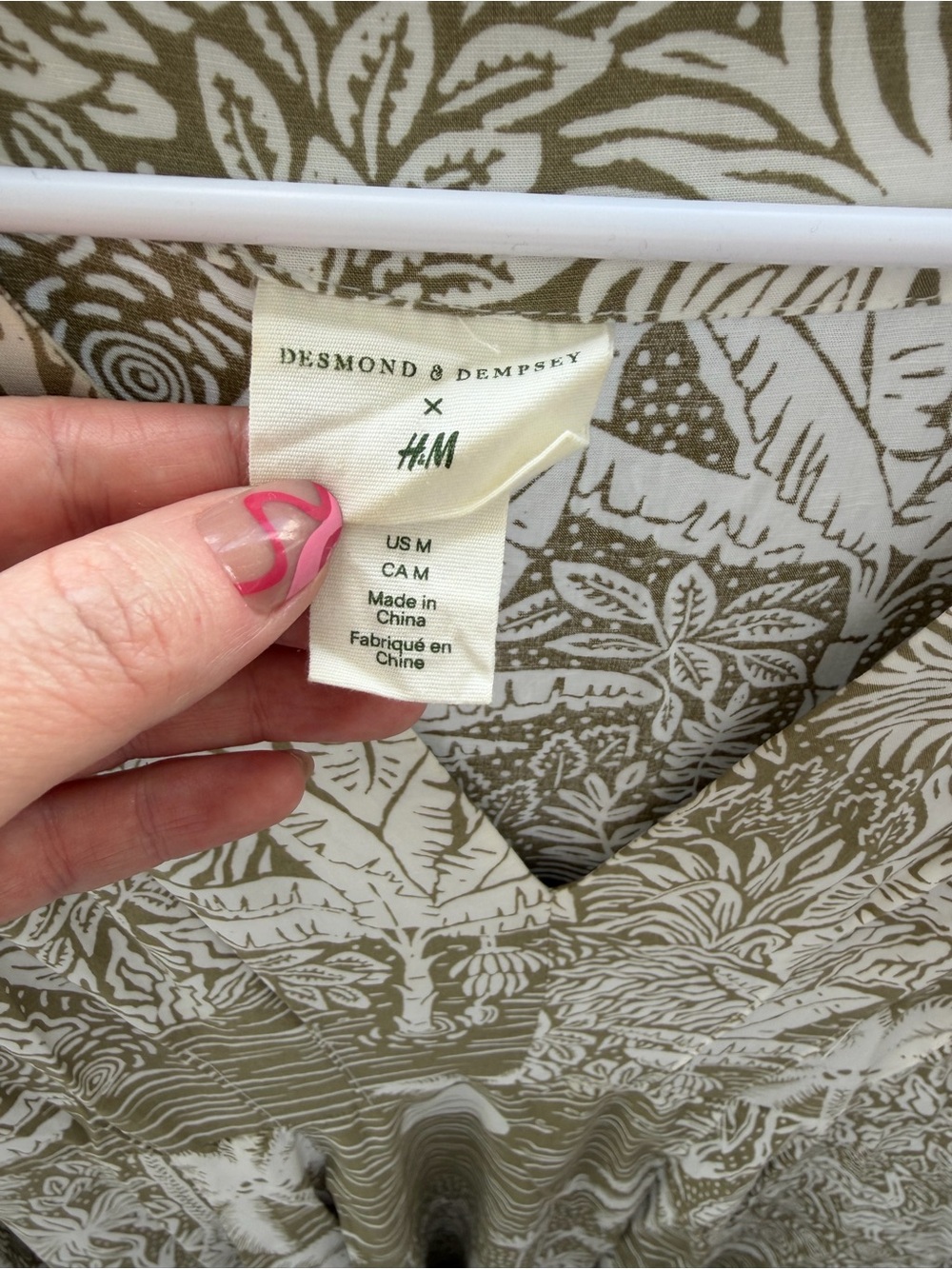 Women's Olive Green tropical Printed Midi Dress from H&M Desmond & Dempsey - Picture 2 of 6